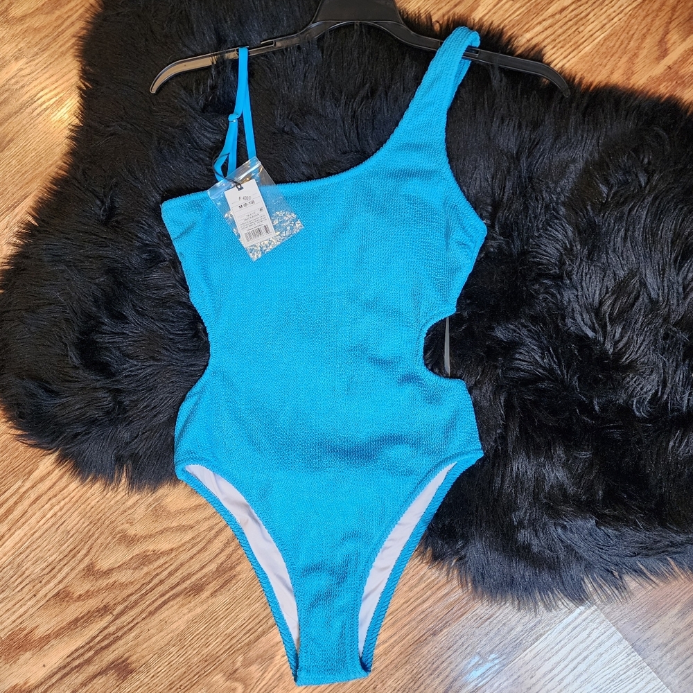 NWT Vibrant Textured Blue One-Shoulder With Side Cutouts Swimsuit Womens Size M